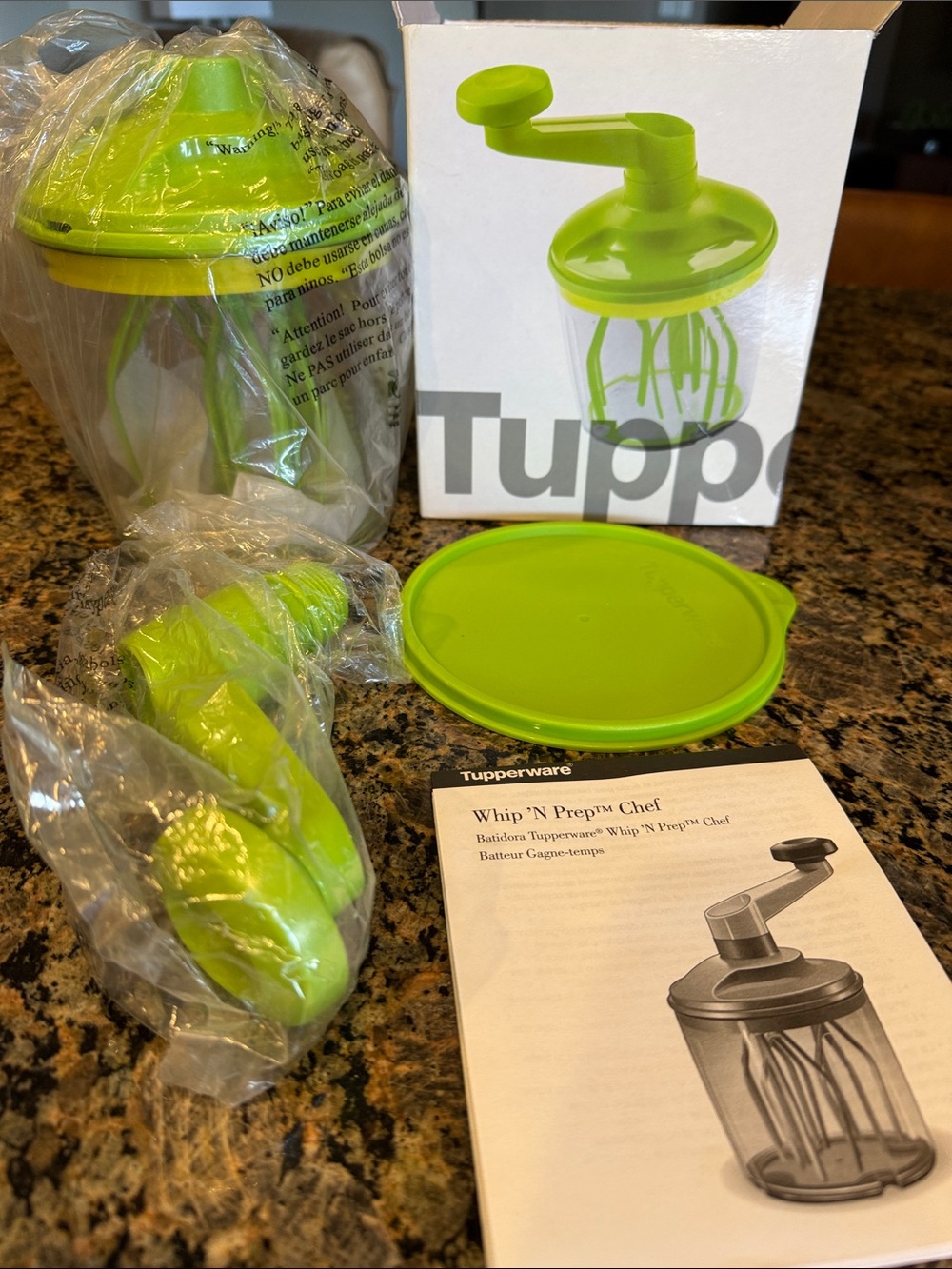 Tupperware Whip 'N Prep Chef - Lime Green Manual Mixer with Lid